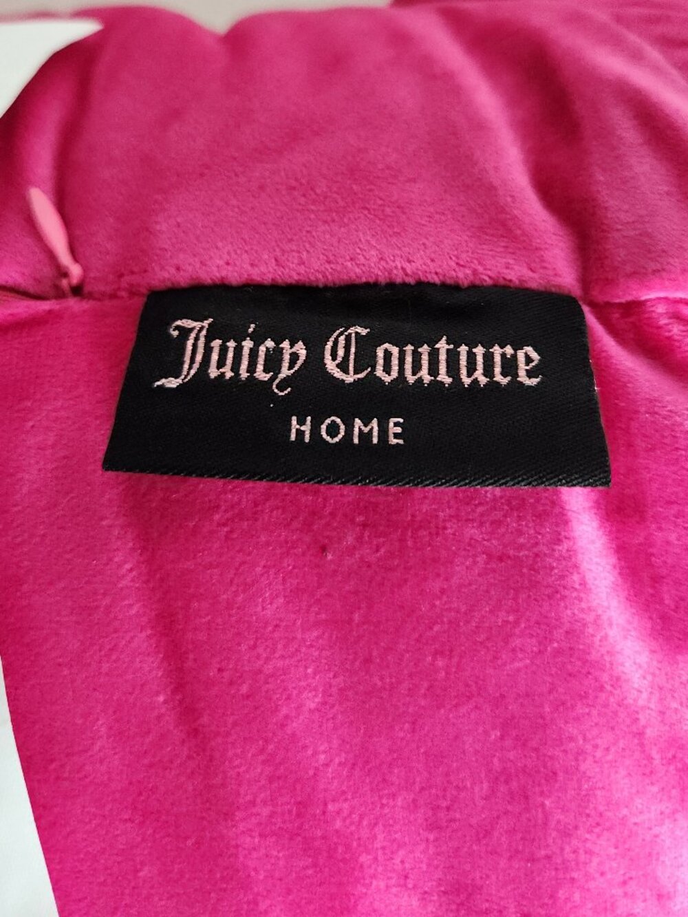 NWT Juicy Couture Home Hot Pink Plush Bed Rest Pillow Backrest w/Phone Pocket - Picture 15 of 16
